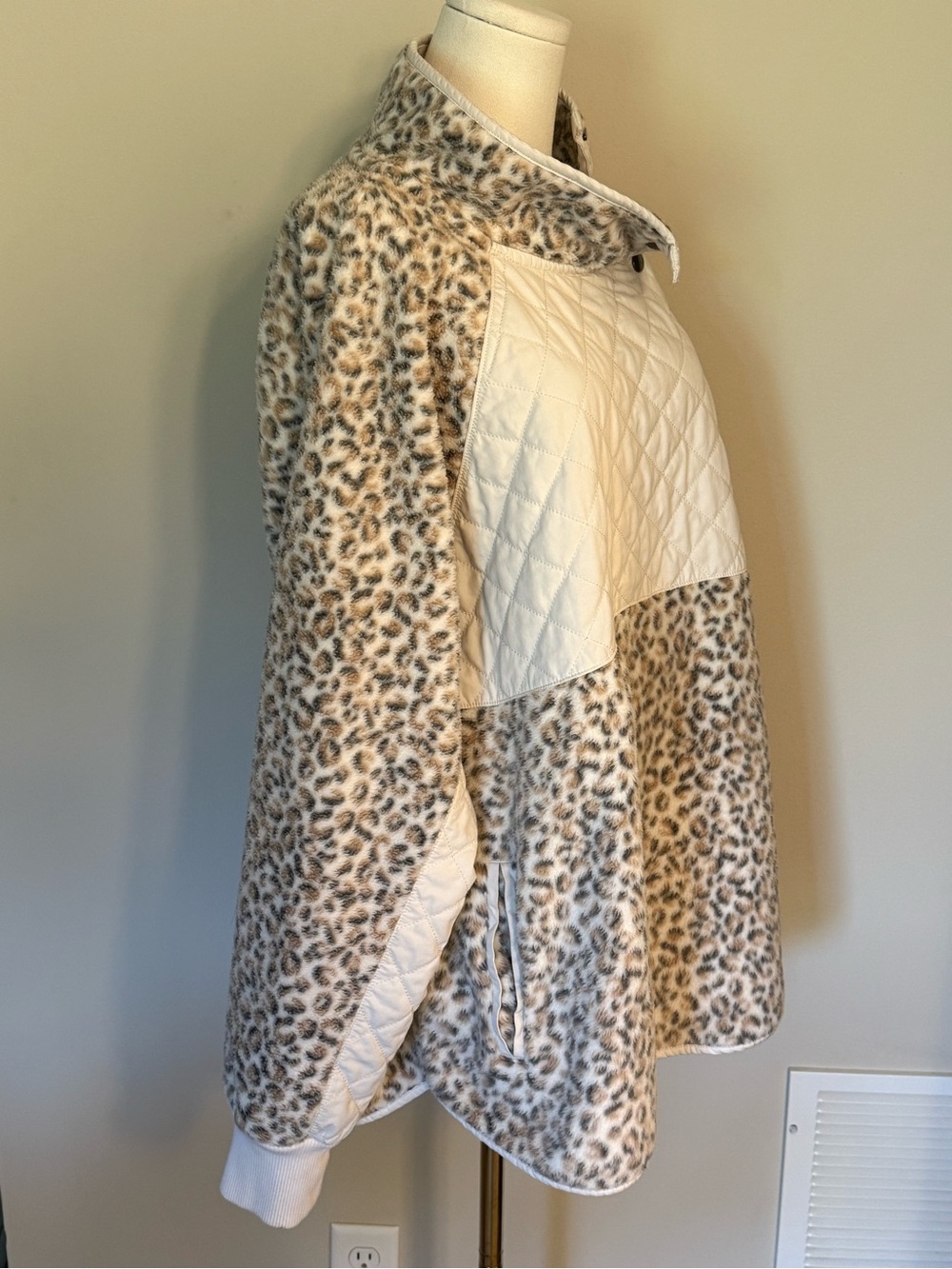 Abercrombie & Fitch XXL Leopard Sherpa Quilted Snap Neck Pullover Fleece Jacket - Picture 6 of 11